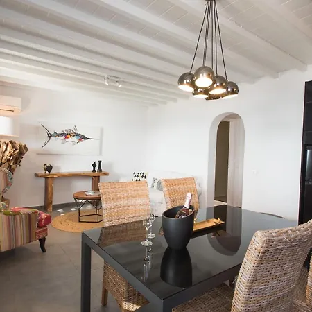 Апартаменты Bellou Mykonos Town
