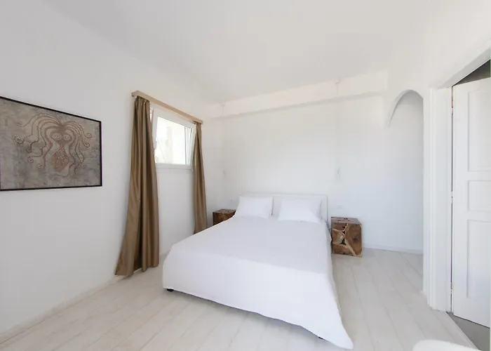 Bellou * Mykonos Town