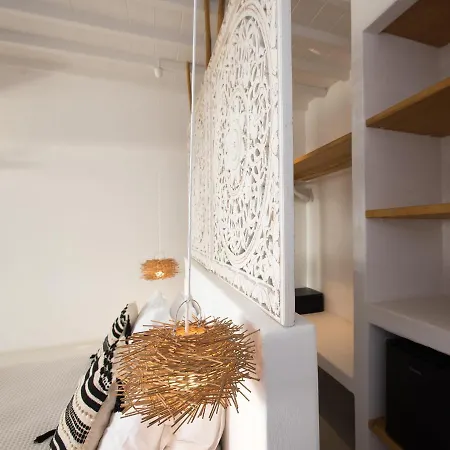 ベロウ スイーツ アパート Mykonos Town