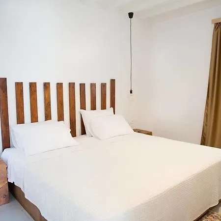 Lejlighed Bellou Suites *