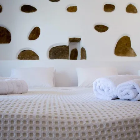 Lejlighed Bellou Suites