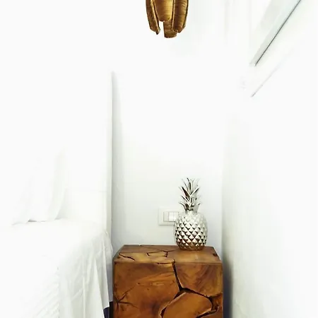 Lejlighed Bellou Suites *