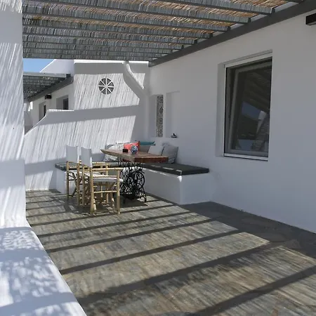 Lejlighed Bellou Suites *