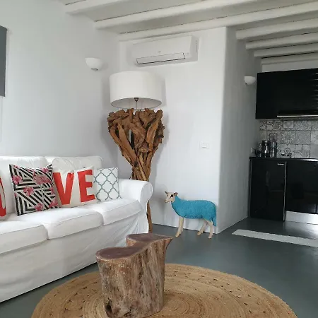 Lejlighed Bellou Suites *